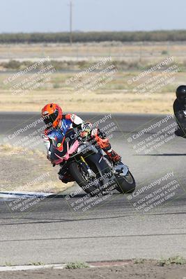 media/Sep-07-2024-Pacific Track Time (Sat) [[9bb89f5e83]]/B group/Phone Wall Papers 920am/